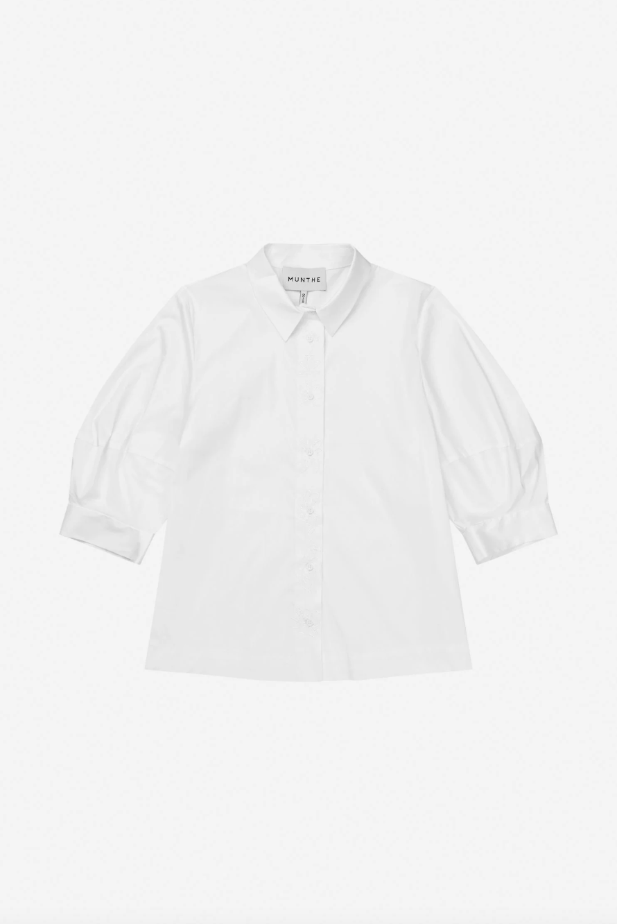 Munthe  Nust White 