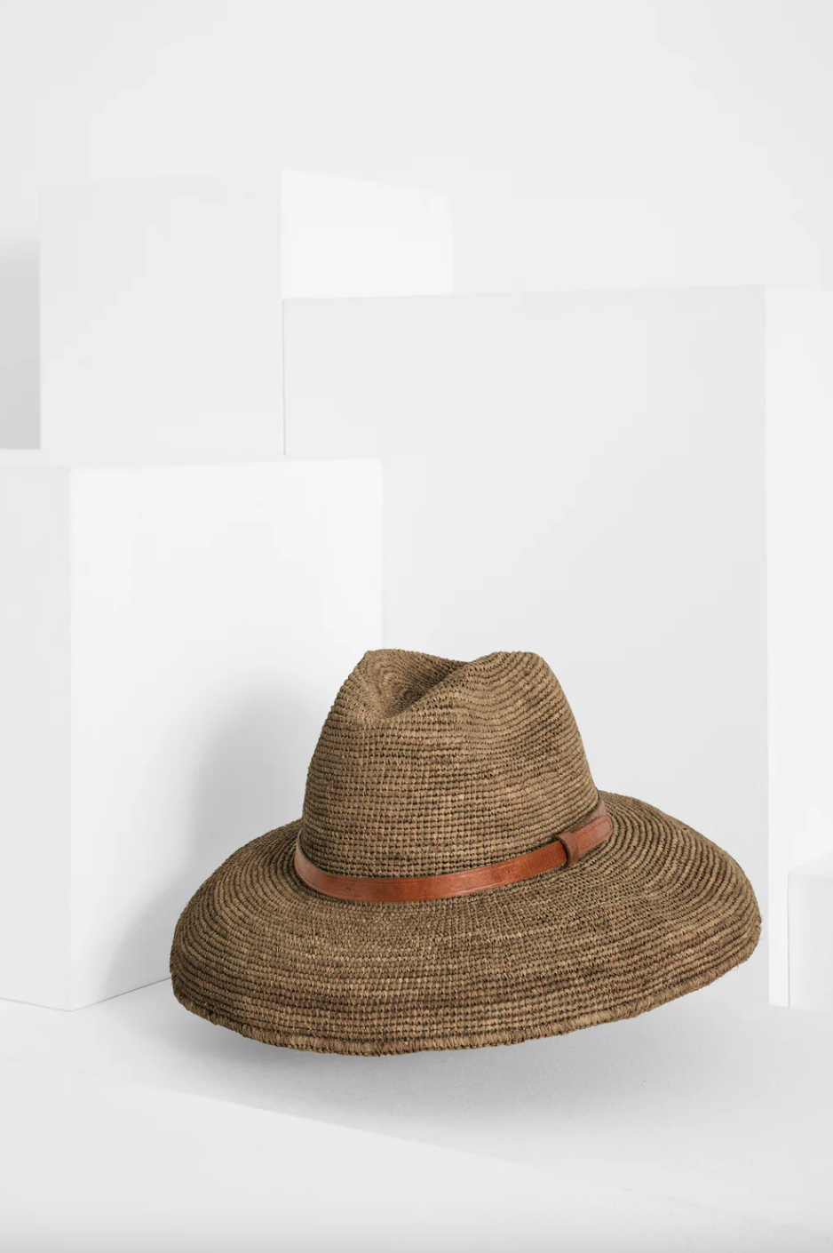 Ibeliv Hat Dark tea 