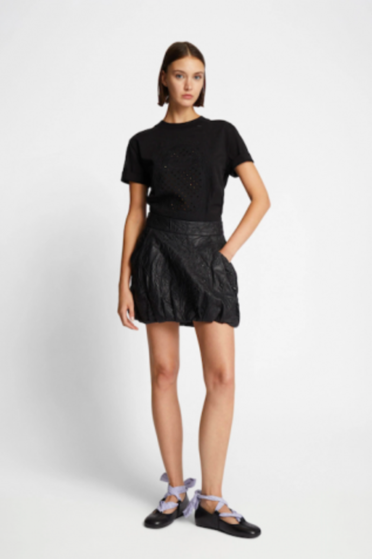 Munthe  Fenella black 