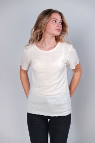 by basics T-shirt r/neck raw white 