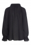 dea kudibal CASSISA NS-blouse withe elastic cuffs black bij Marja Lamme fashion Amsterdam!