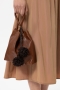 Luisa Cerano Pompon hanger Marone 