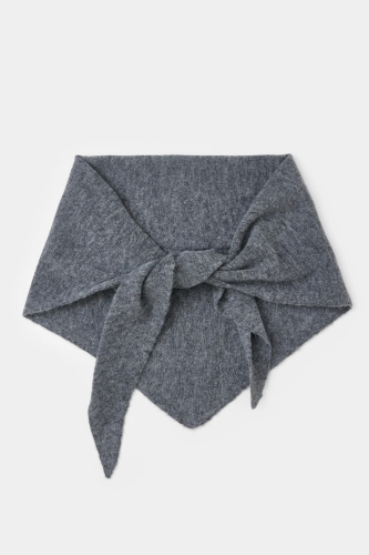 Closed Triangle scarf Dark grey melange  